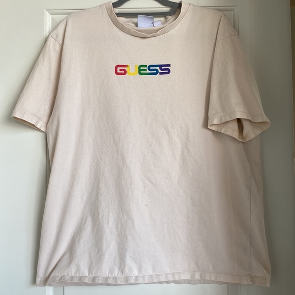 GUESS t-shirt - Picture 8 of 8